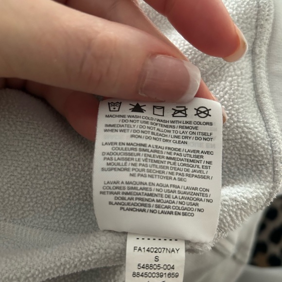 Women’s Nike thermafit small jacket - Picture 5 of 7